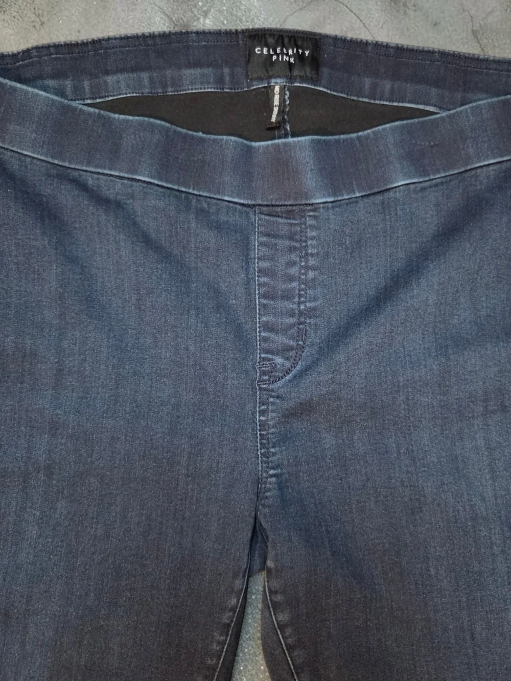 Celebrity Pink Women's Mid-Rise Skinny Jeans (Size 20 Inseam 28) **